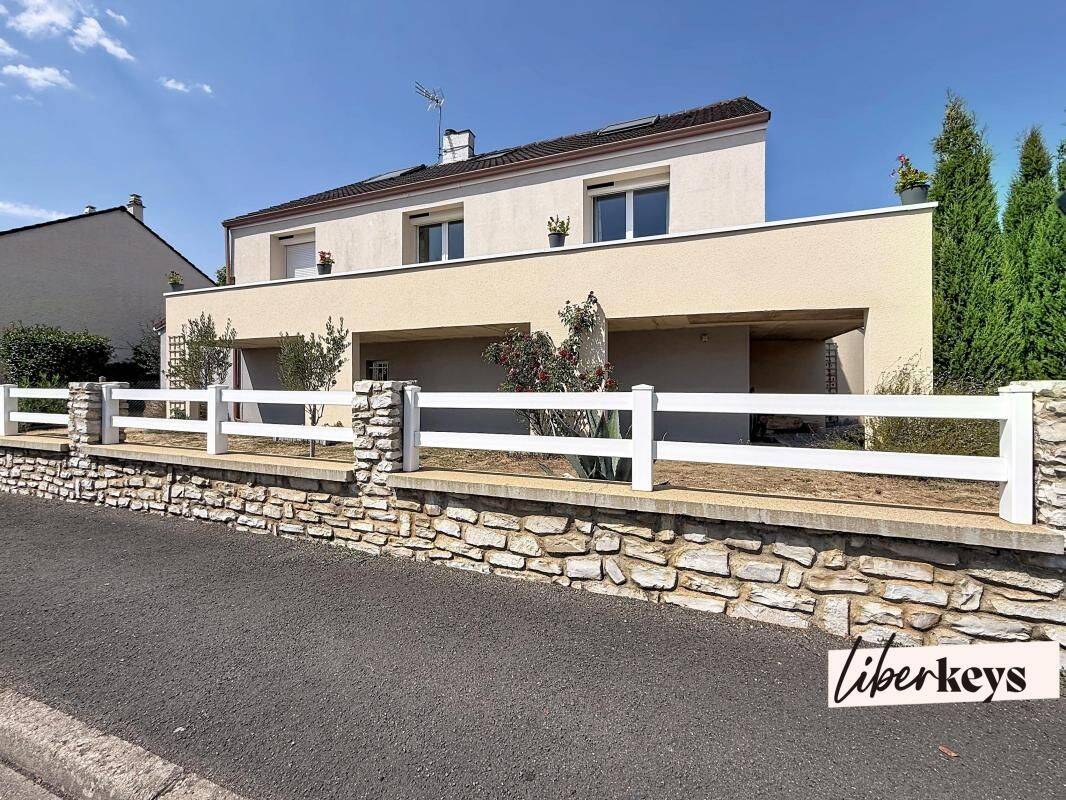 Maison 7 pièces 183 m² · à Ruaudin · 183 m² · 315 000 €