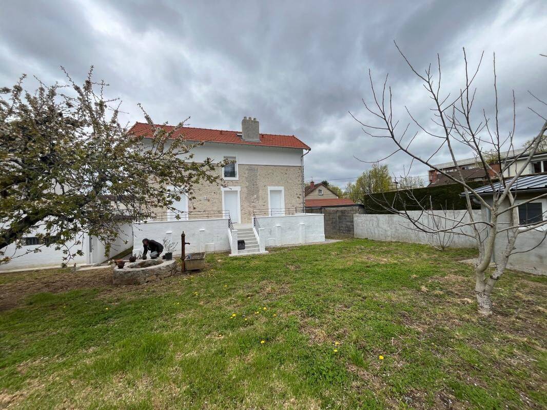 Maison 5 pièces 106 m² · à Limoges · 105,9 m² · 1 330 €/mois