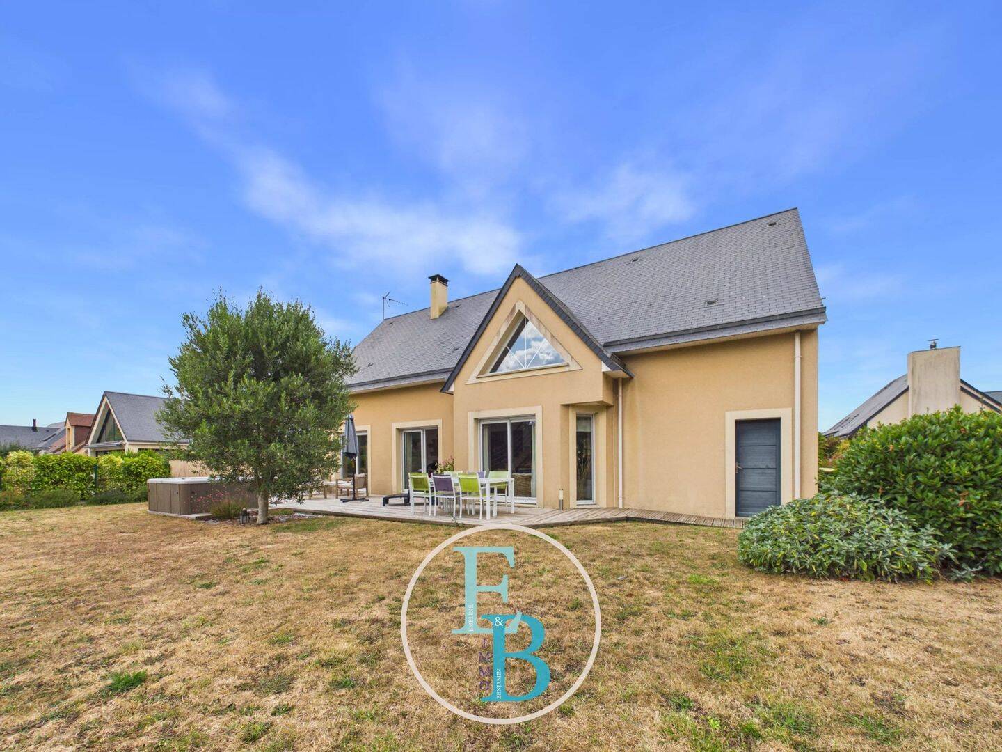 Maison 1 pièce 155 m² · à Colleville-Montgomery · 155 m² · 499 000 €