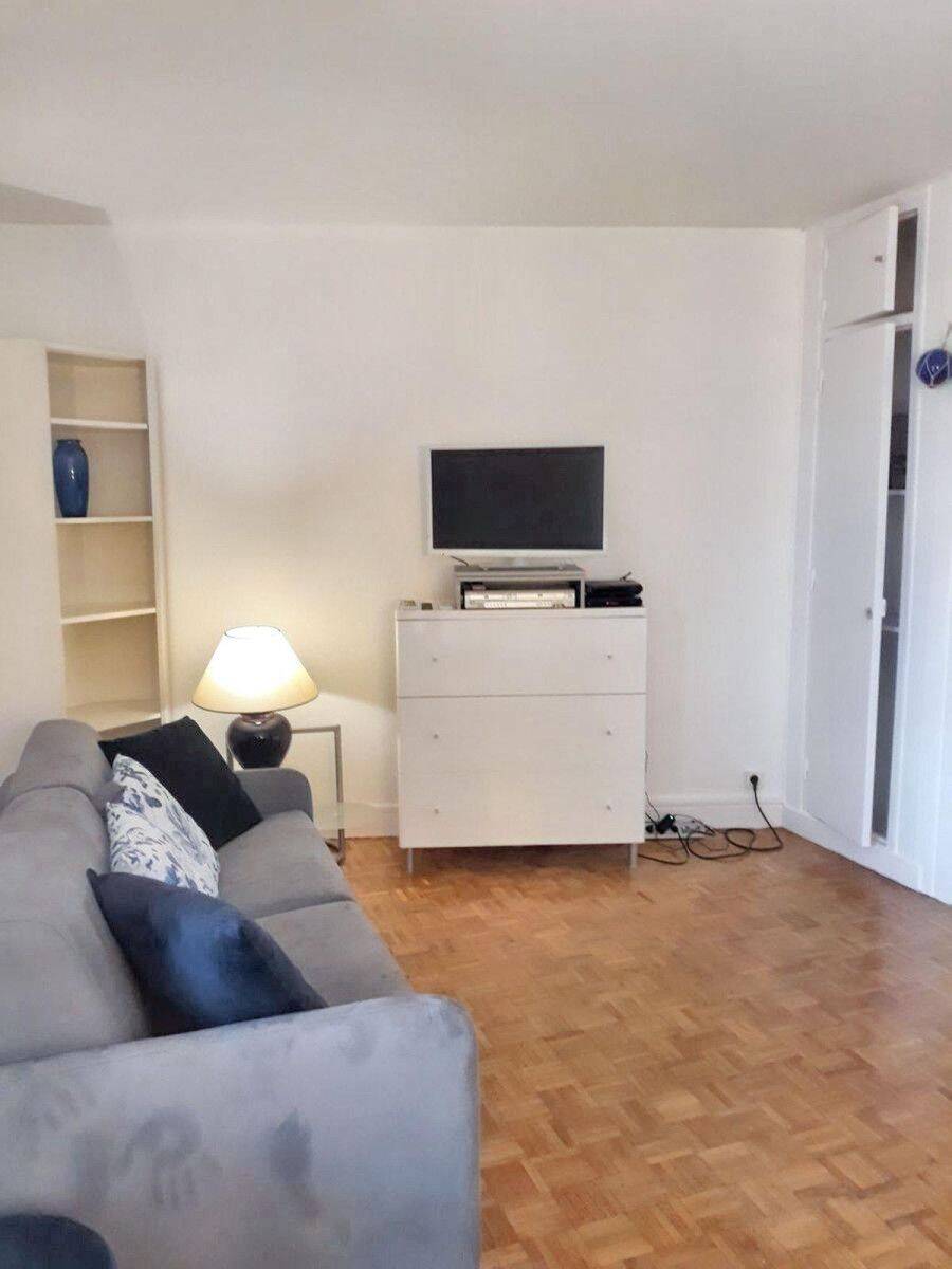 Appartement 2 pièces 41 m² · à Neuilly-sur-Seine · 41 m² · 1 781 €