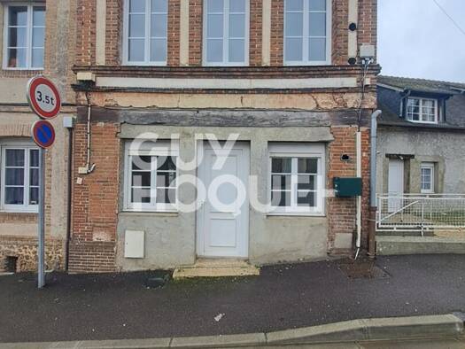 Immeuble à vendre 134 000 € Rugles 27250