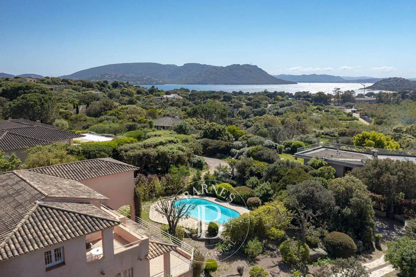 Maison 7 pièces 214 m² · à Lecci · 214 m² · 2 200 000 €