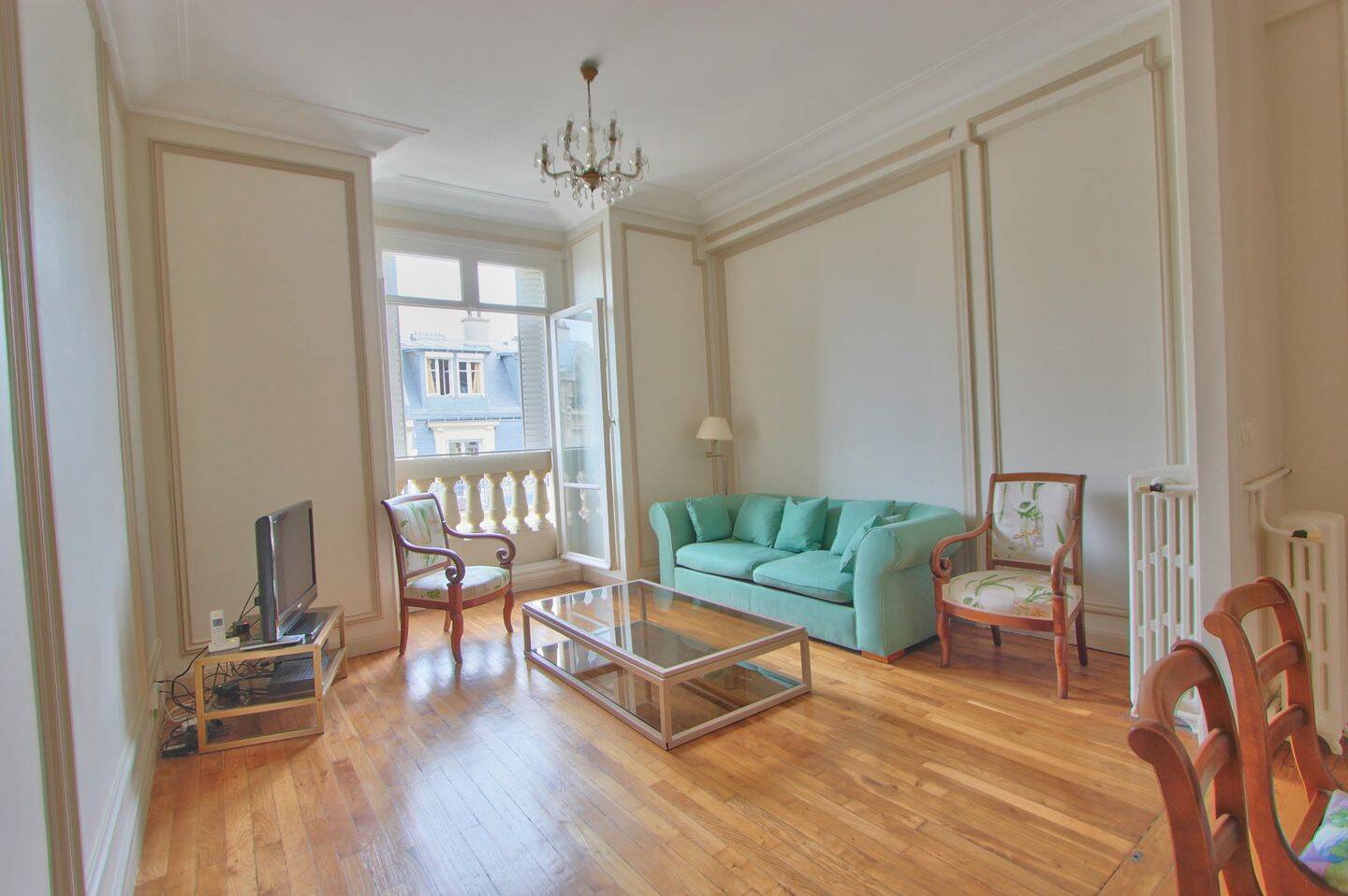 Appartement 3 pièces 73 m² · à Paris 15ème Arrondissement · 73 m² · 3 200 €