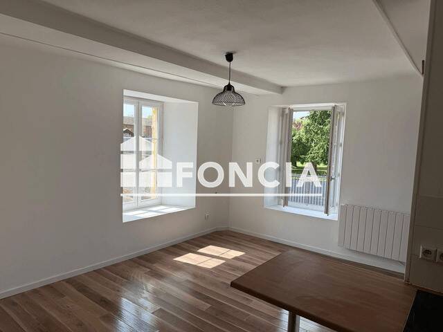Appartement 2 pièces 31 m² · à Trun · 31 m² · 380 €/mois