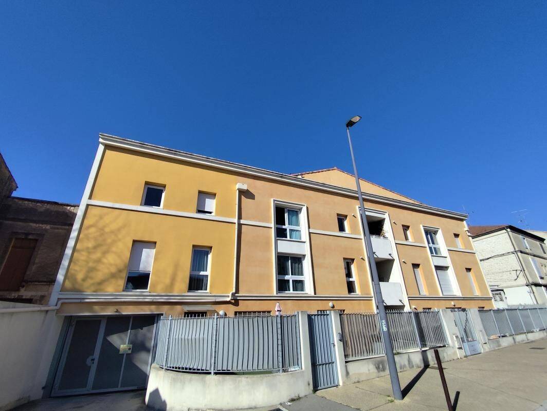 Appartement 3 pièces 62 m² · à Châteaurenard · 62 m² · 139 000 €