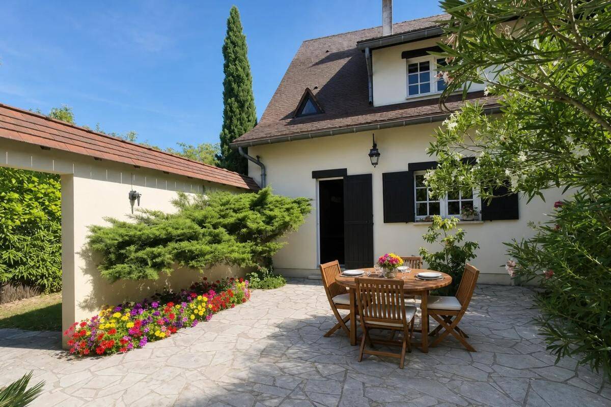 Maison 6 pièces 211 m² · à Mérignac · 211 m² · 600 000 €