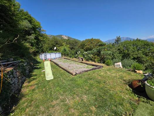 Maison à vendre 595 000 € 6 pièces 4 chambres 170 m² 3 000 m² de terrain Le Broc 06510