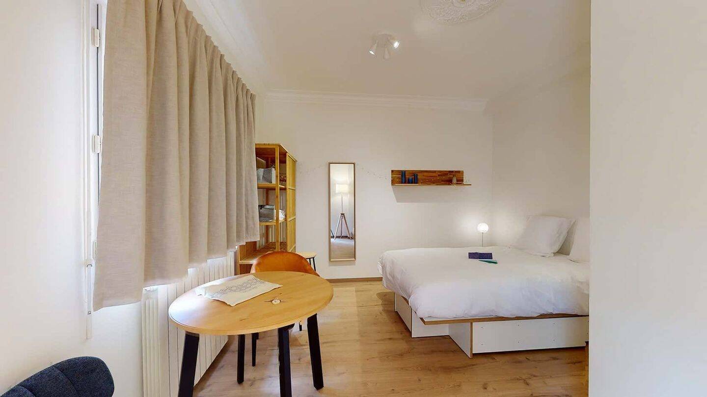 1 pièce 15 m² · à Villejuif · 15 m² · 1 000 €/mois