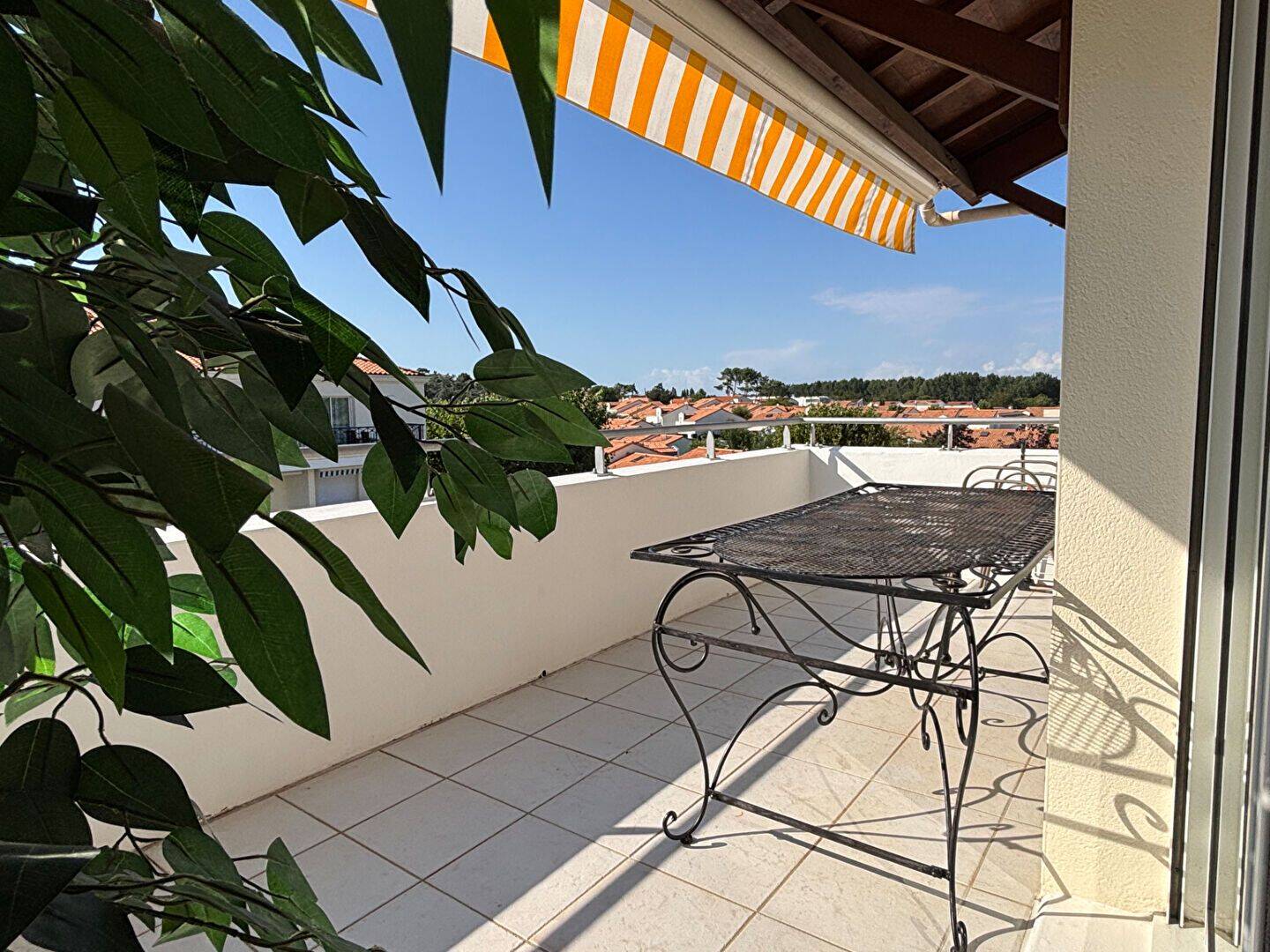 Appartement 3 pièces 55 m² · à Vaux-sur-Mer · 55 m² · 345 000 €