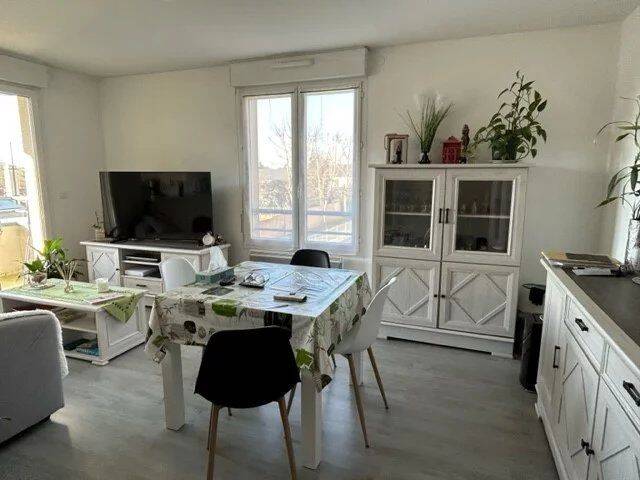 Appartement 3 pièces 64 m² · à Lucé · 64,3 m² · 165 000 €