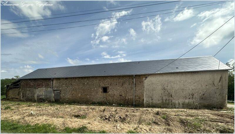 Maison 3 pièces 230 m² · à Saint-Arnoult-des-Bois · 230 m² · 78 000 €