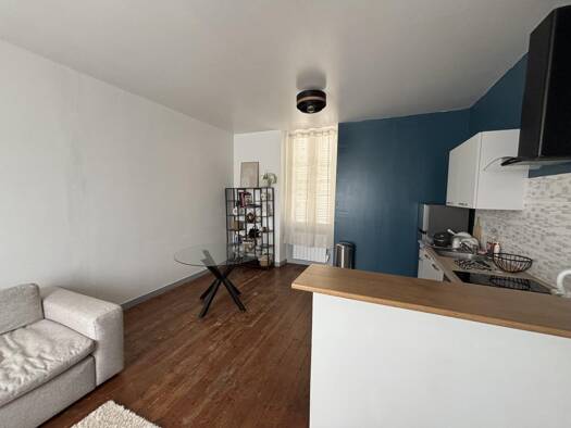 Immeuble à vendre 163 800 € 99,6 m² Saint-Clément-de-la-Place 49370