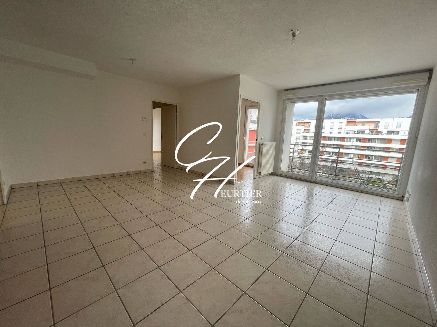 Appartement 3 pièces 60 m² · à Grenoble · 59,6 m² · 106 000 €