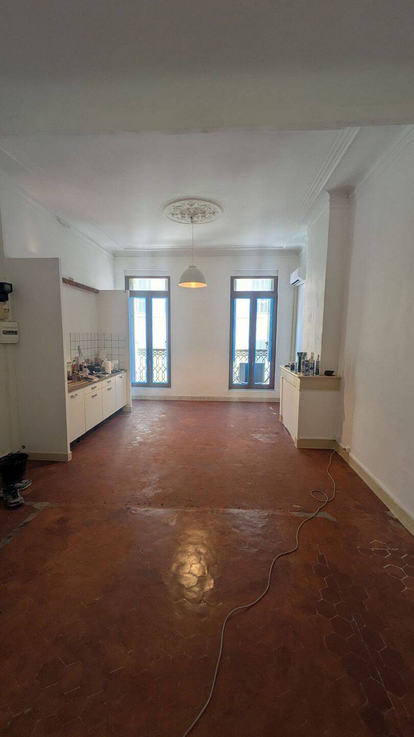 Appartement 2 pièces 52 m² · à Marseille 1er Arrondissement · 52 m² · 820 €/mois