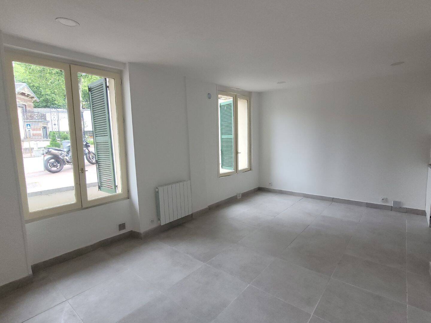 Appartement 1 pièce 27 m² · à Sèvres · 27 m² · 795 €