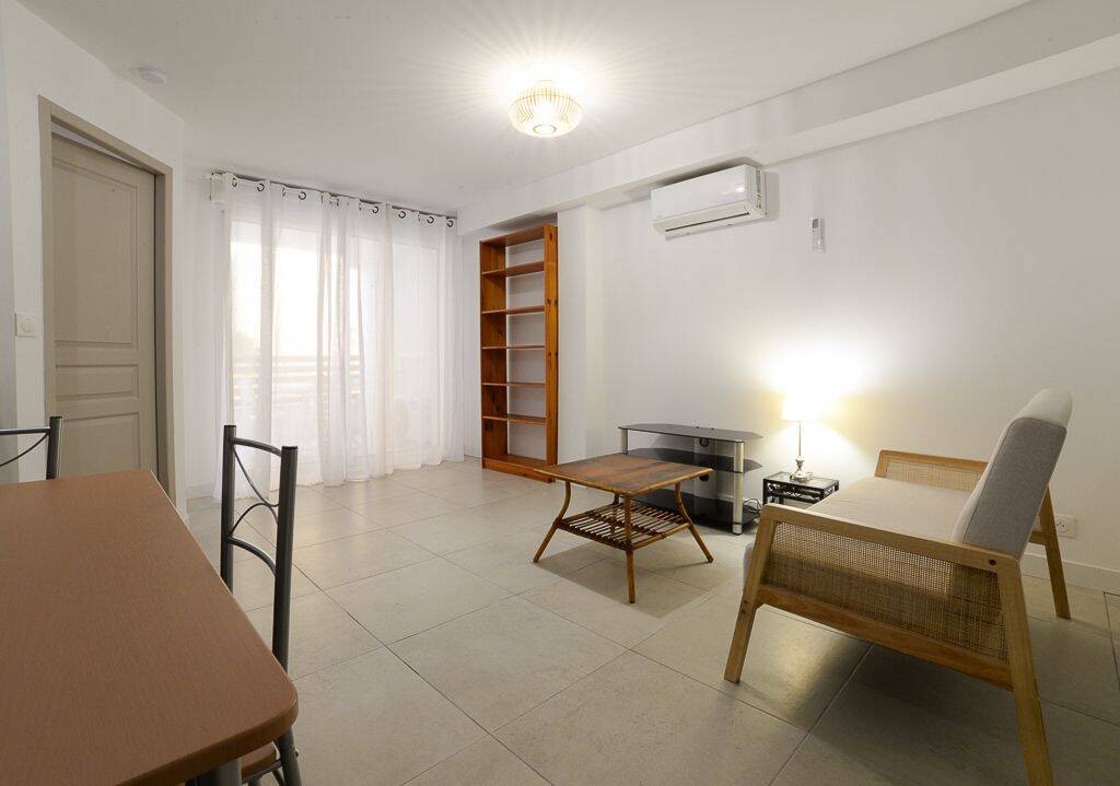 Appartement 2 pièces 42 m² · à Lambesc · 41,5 m² · 770 €