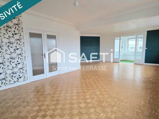Appartement à vendre 398 000 € 4 pièces 2 chambres 129 m² Étage 3/3 Centre Ville Reims 51100