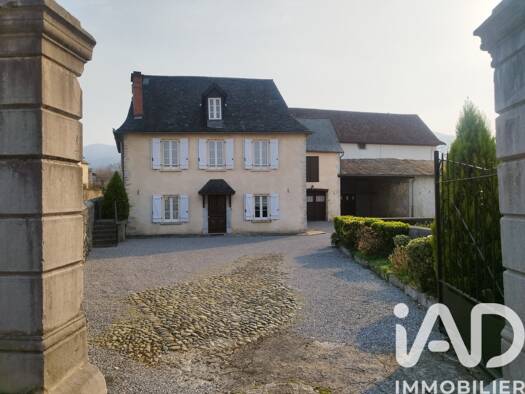 Maison à vendre 189 000 € 6 pièces 5 chambres 140 m² 727 m² de terrain Buzy 64260