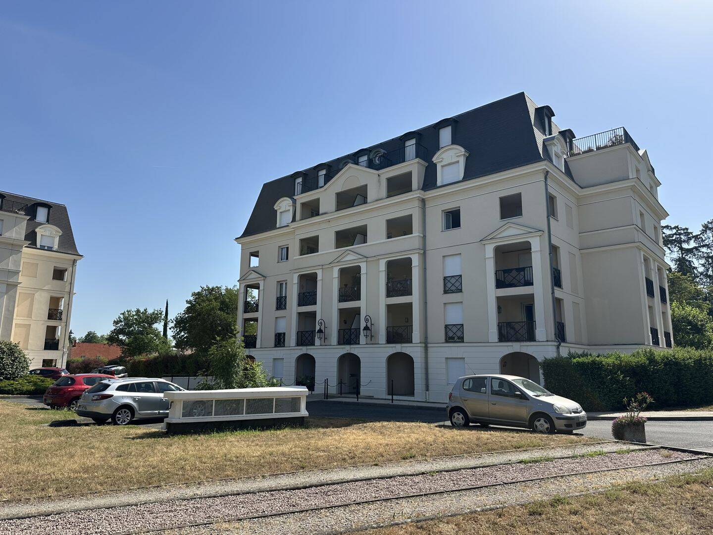 Appartement 3 pièces 76 m² · à Dammarie-les-Lys · 76 m² · 195 000 €