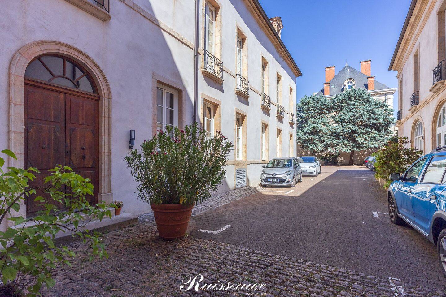 Appartement 2 pièces 44 m² · à Dijon · 44,4 m² · 145 000 €