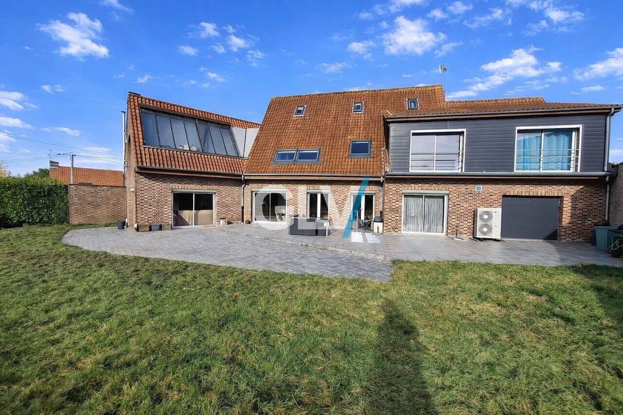 Maison 7 pièces 260 m² · à Chéreng · 260 m² · 730 000 €