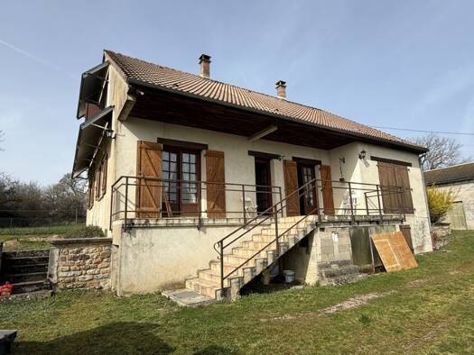 Maison à vendre 132 000 € 6 pièces 4 chambres 136 m² 1 457 m² de terrain Liernais 21430