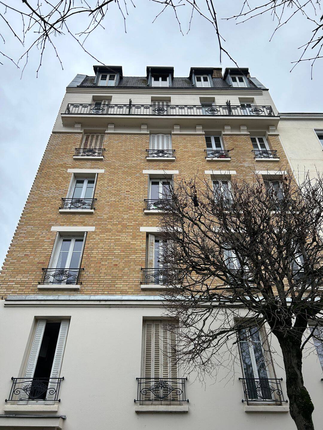 Appartement 1 pièce 17 m² · à Issy-les-Moulineaux · 17 m² · 139 000 €