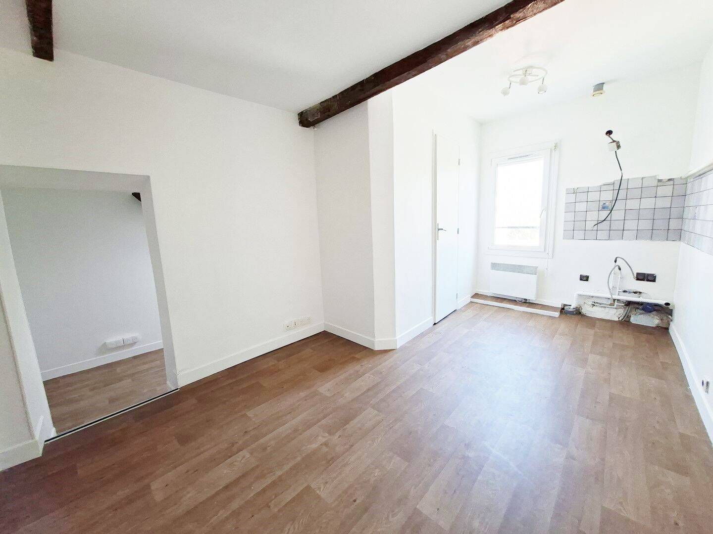 Appartement 2 pièces · à Pontoise · 85 000 €