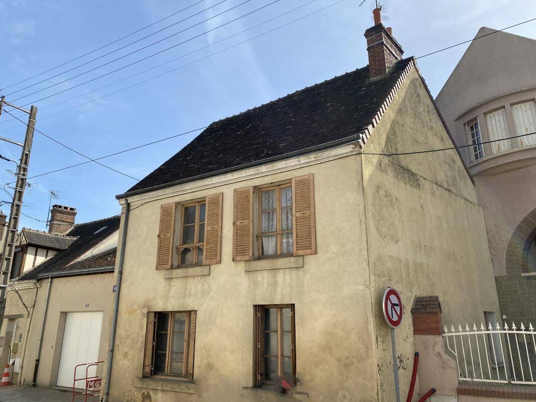 Maison 5 pièces 72 m² · à Nogent-le-Rotrou · 72 m² · 77 500 €
