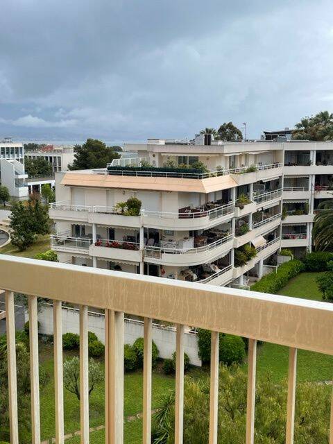 Appartement 3 pièces 74 m² · à Antibes · 74 m² · 470 000 €
