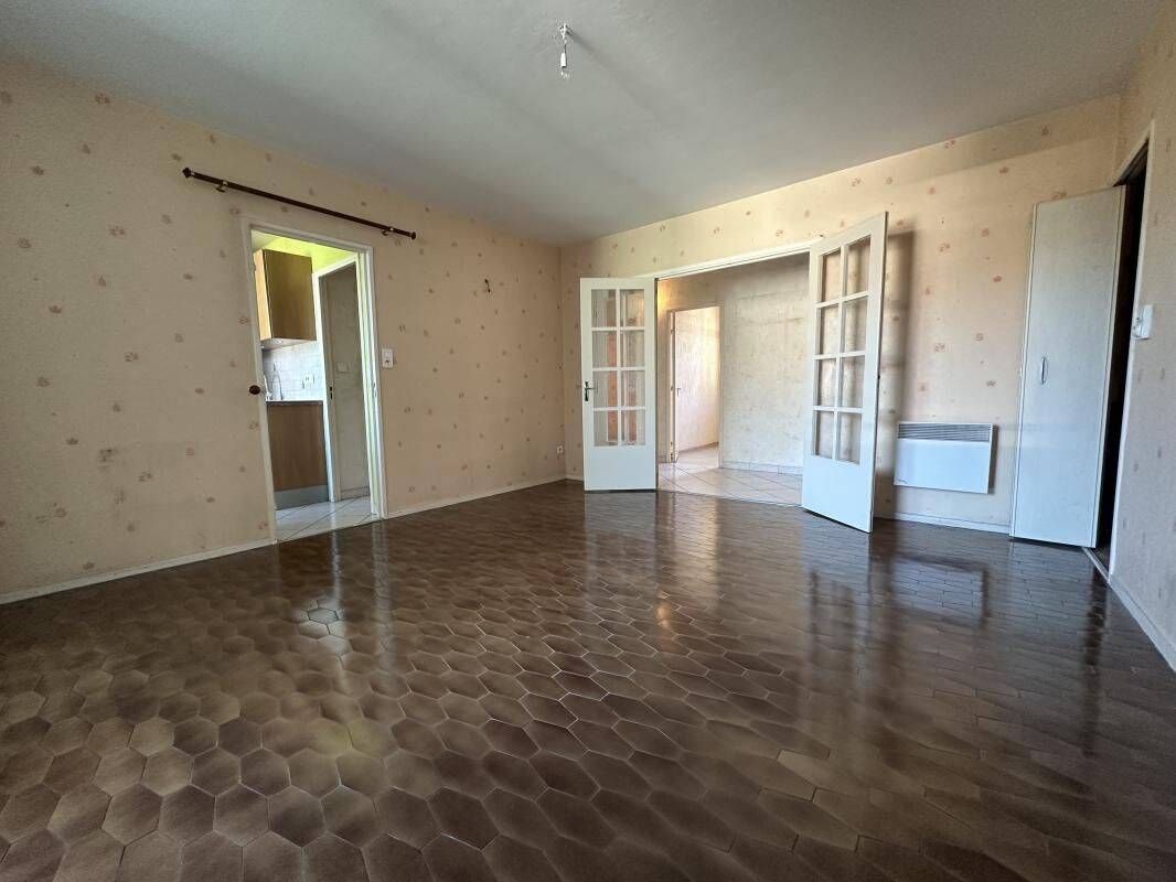 Appartement 4 pièces 75 m² · à Chambéry · 75 m² · 990 €