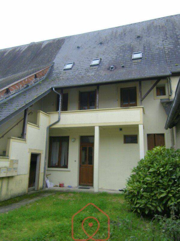 Appartement 3 pièces 54 m² · à La Chapelle-d'Angillon · 54 m² · 430 €/mois
