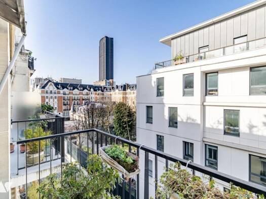 Appartement à vendre - Première occupation 1 095 750 € 3 pièces 2 chambres 67 m² Étage 5/6 Saint Placide Paris 6ème arrondissement 75006