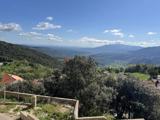 Maison de plain-pied à vendre 299 000 € 5 pièces 4 chambres 250 m² Montbolo 66110