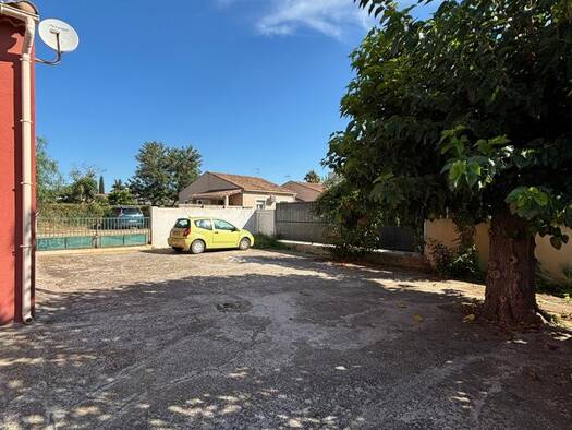 Terrain constructible à vendre 180 000 € 327 m² de terrain Valergues 34130