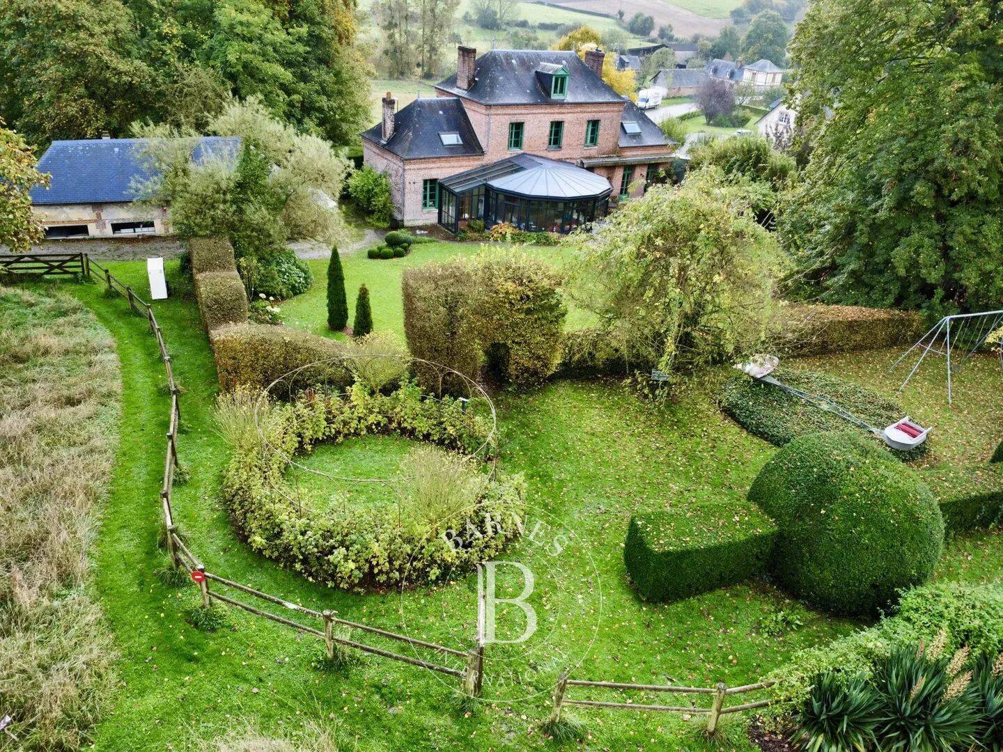 Maison 11 pièces 241 m² · à Lucy · 241 m² · 580 000 €