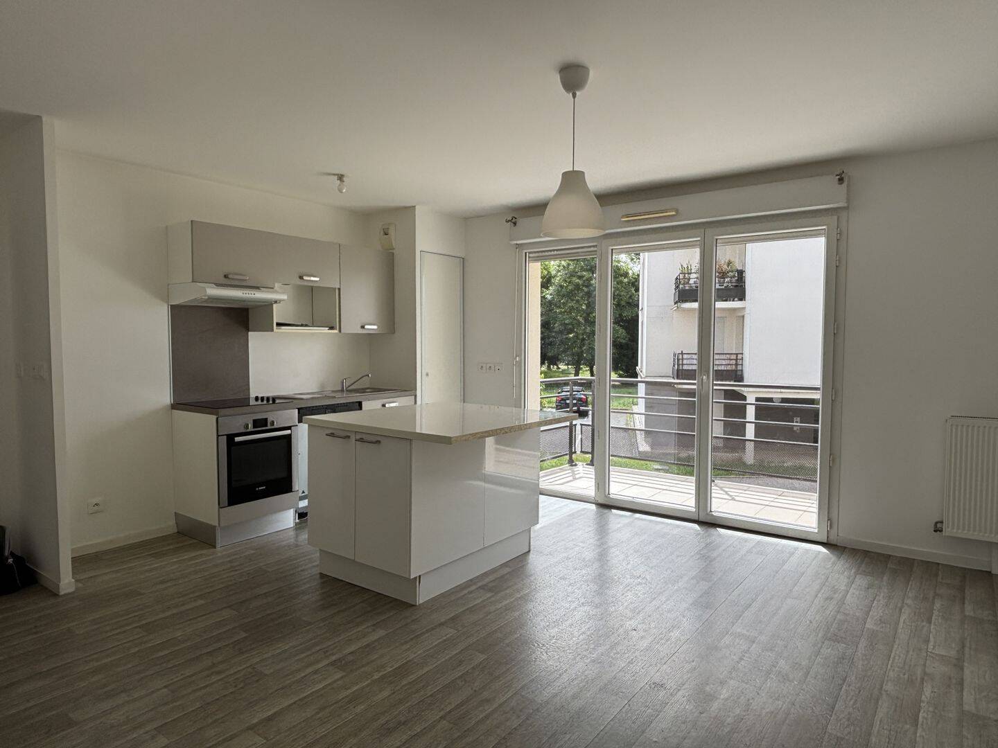 Appartement 2 pièces 56 m² · à Saint-Jean-de-la-Ruelle · 56 m² · 143 100 €