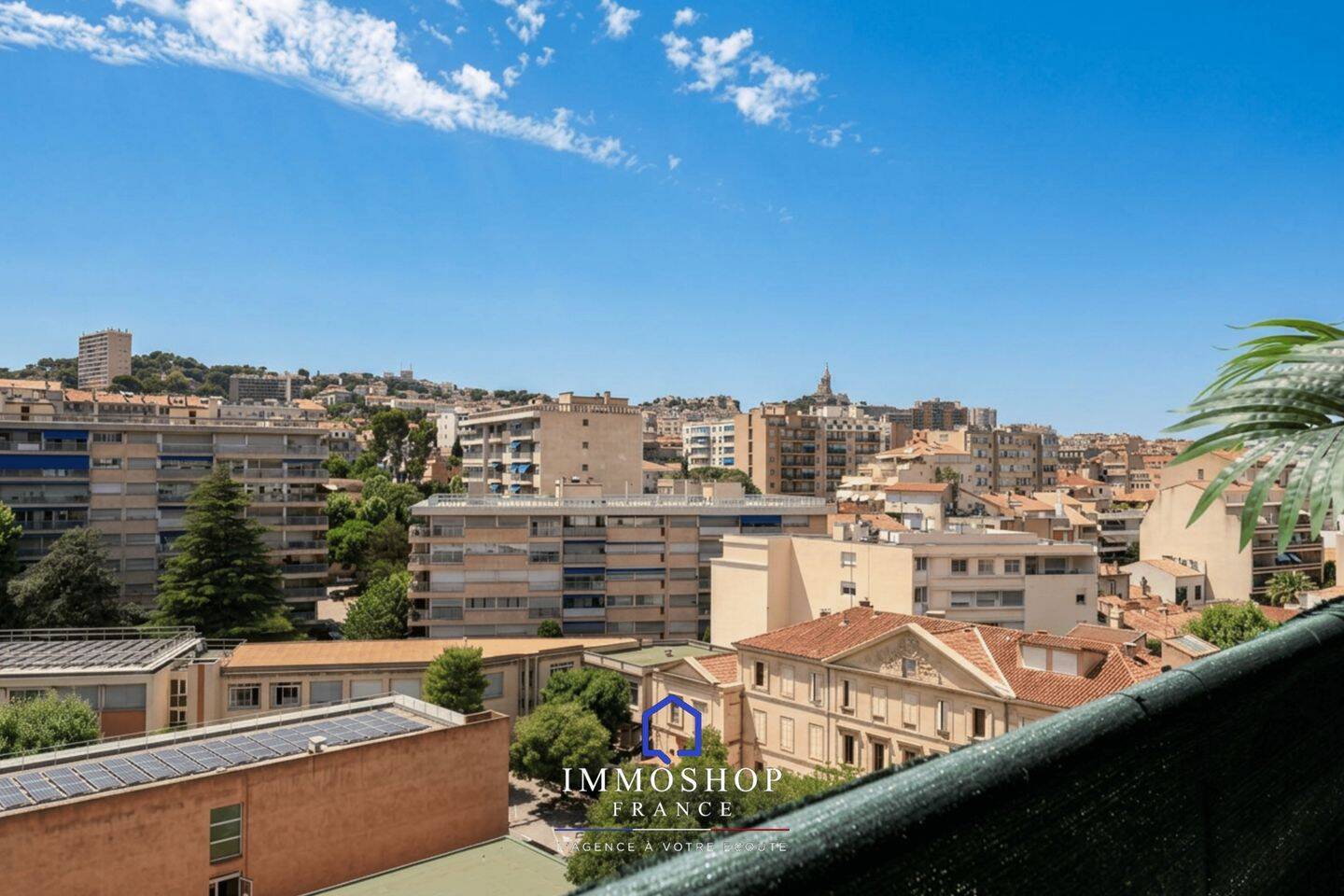 Appartement 5 pièces 123 m² · à Marseille 8ème Arrondissement · 123 m² · 735 000 €