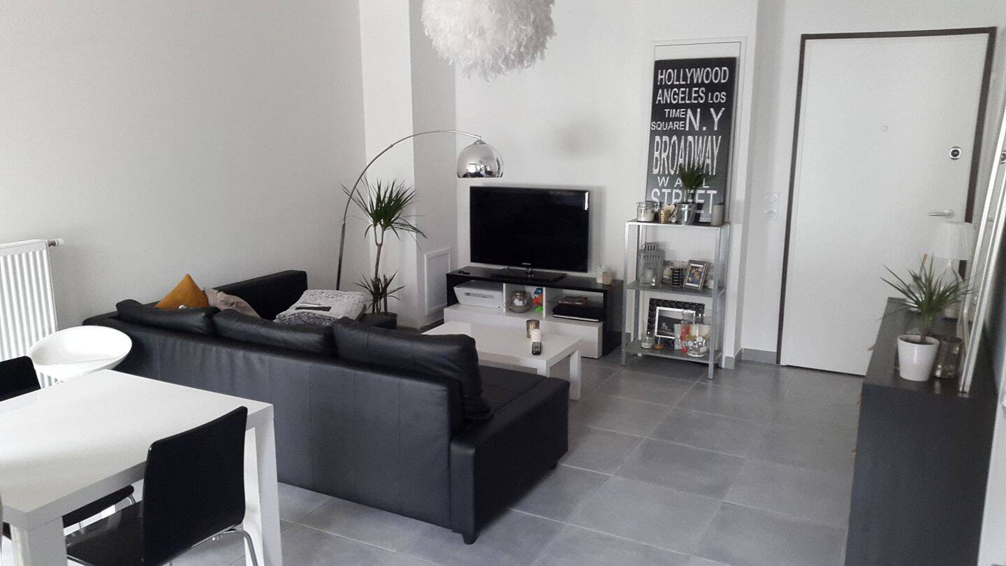 Appartement 2 pièces 45 m² · à Bron · 45 m² · 910 €