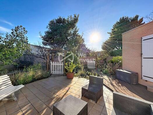 Maison de plain-pied à vendre 480 000 € 6 pièces 5 chambres 149 m² 550 m² de terrain Centre Ville Juvignac 34990