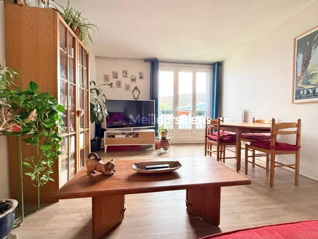 Appartement 3 pièces 54 m² · à Montigny-lès-Cormeilles · 54,3 m² · 149 900 €