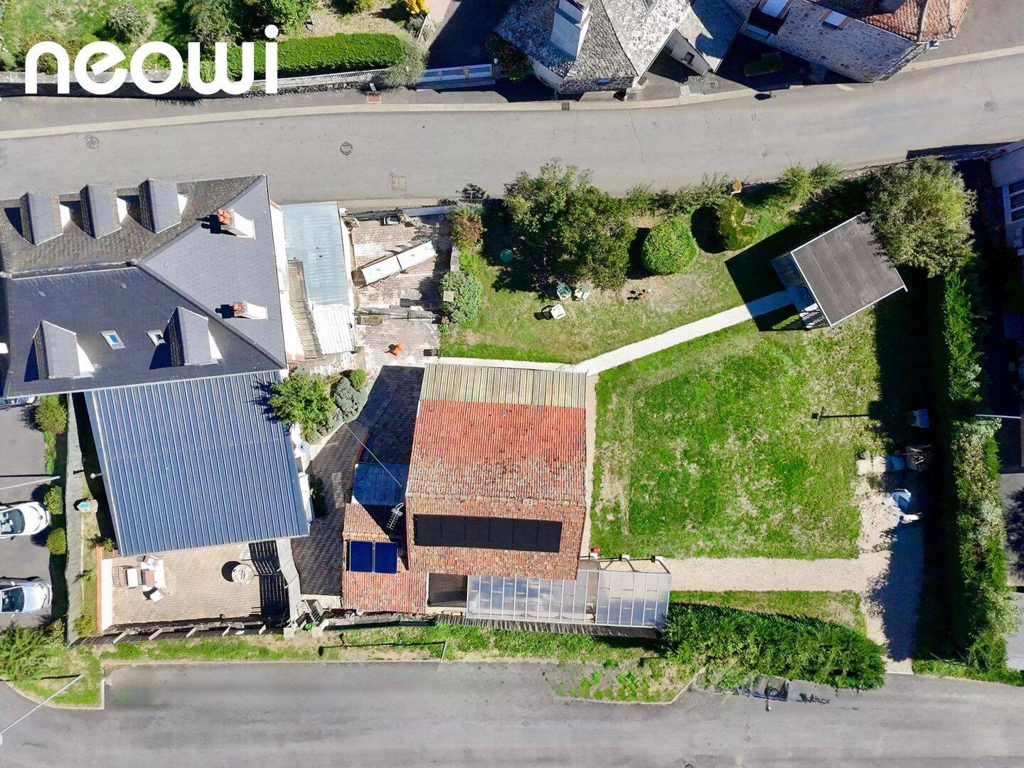 Maison 14 pièces 297 m² · à Saint-Illide · 297 m² · 294 000 €