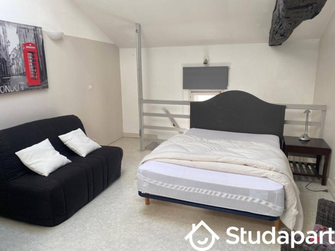 Maison 1 pièce 21 m² · à Saint-Vivien · 21 m² · 525 €
