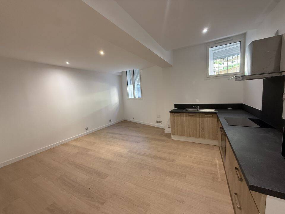 Appartement 2 pièces 44 m² · à Istres · 44 m² · 700 €/mois