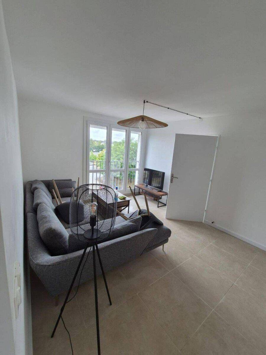 Appartement 4 pièces 72 m² · à Angers · 72 m² · 450 €