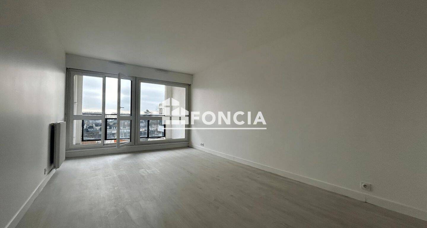 Appartement 1 pièce 30 m² · à Chatou · 29,5 m² · 776 €
