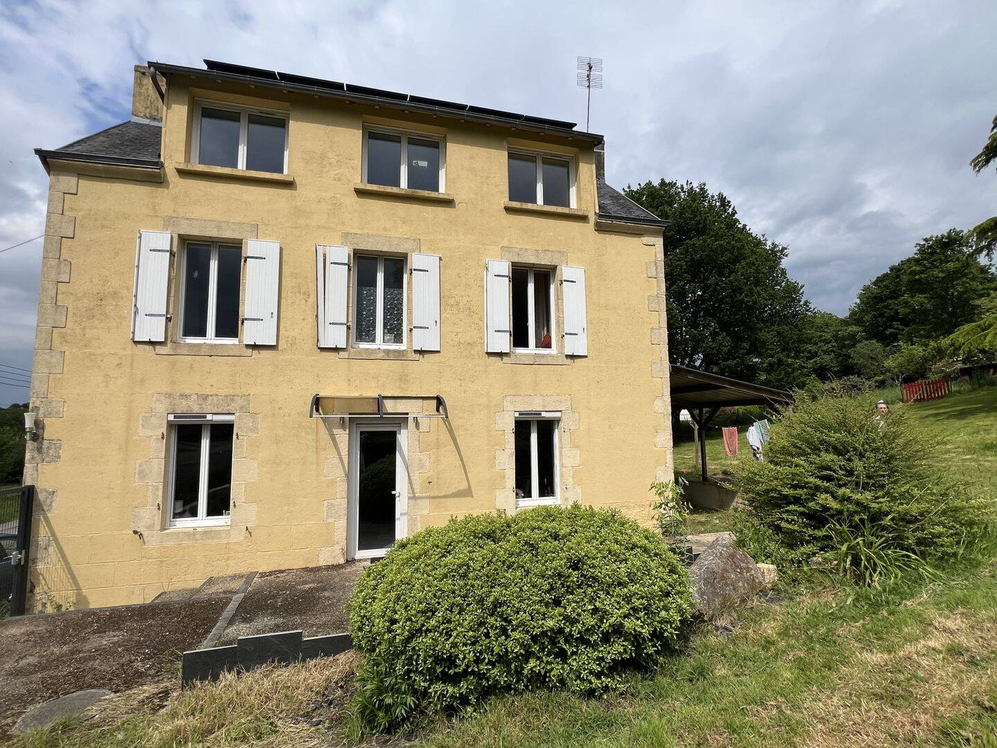 Maison 6 pièces 100 m² · à Elliant · 100 m² · 244 000 €
