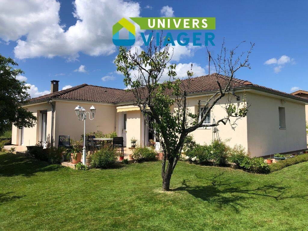 Maison 4 pièces 87 m² · à Châtillon-sur-Chalaronne · 87 m² · 62 500 €