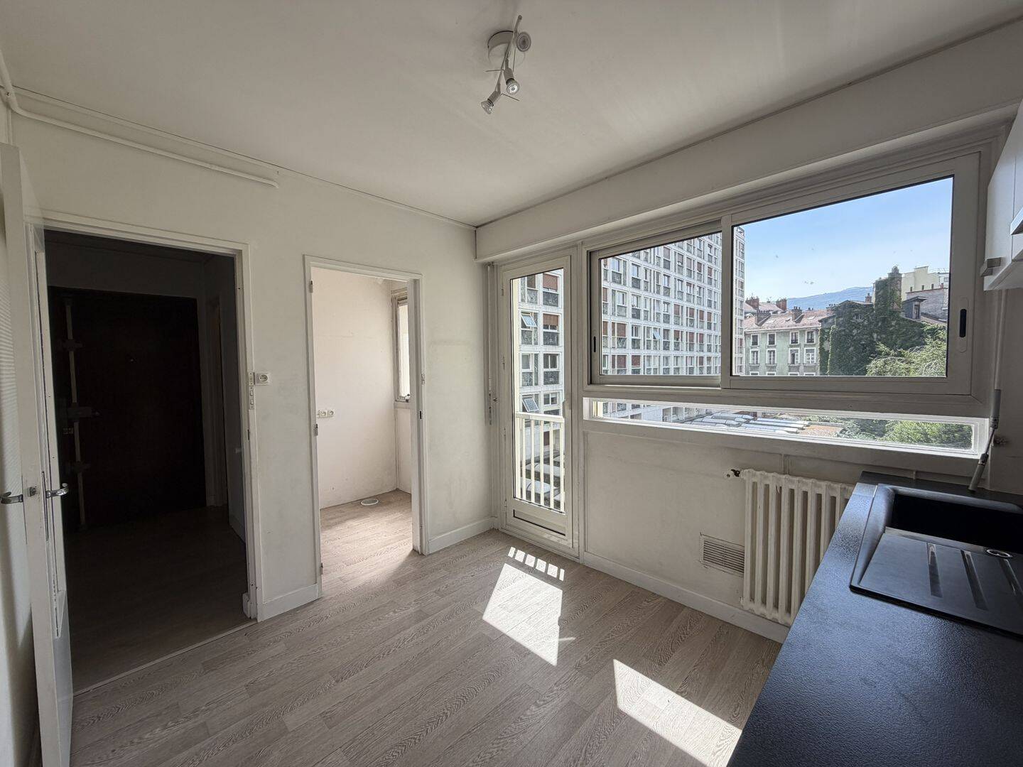 Appartement 3 pièces 90 m² · à Grenoble · 90 m² · 1 107 €