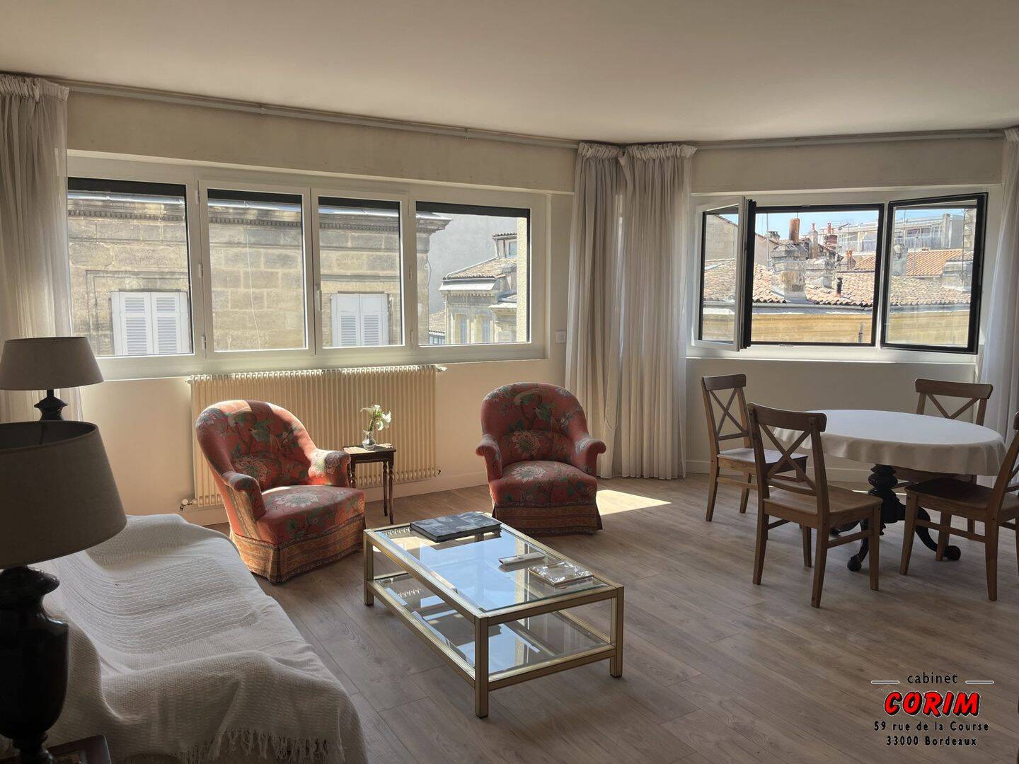 Appartement 3 pièces 77 m² · à Bordeaux · 76,8 m² · 1 366 €